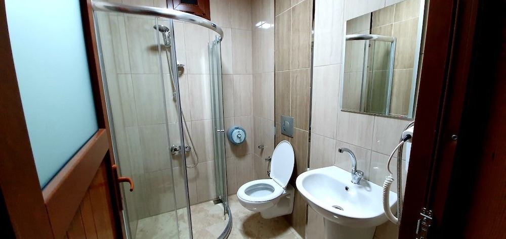 Deluxe Chalet, 3 Bedrooms, Kitchen, Garden View photo 3