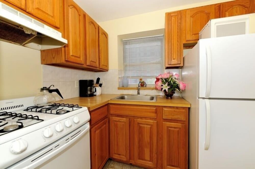 Mike West 37th Street photo 3