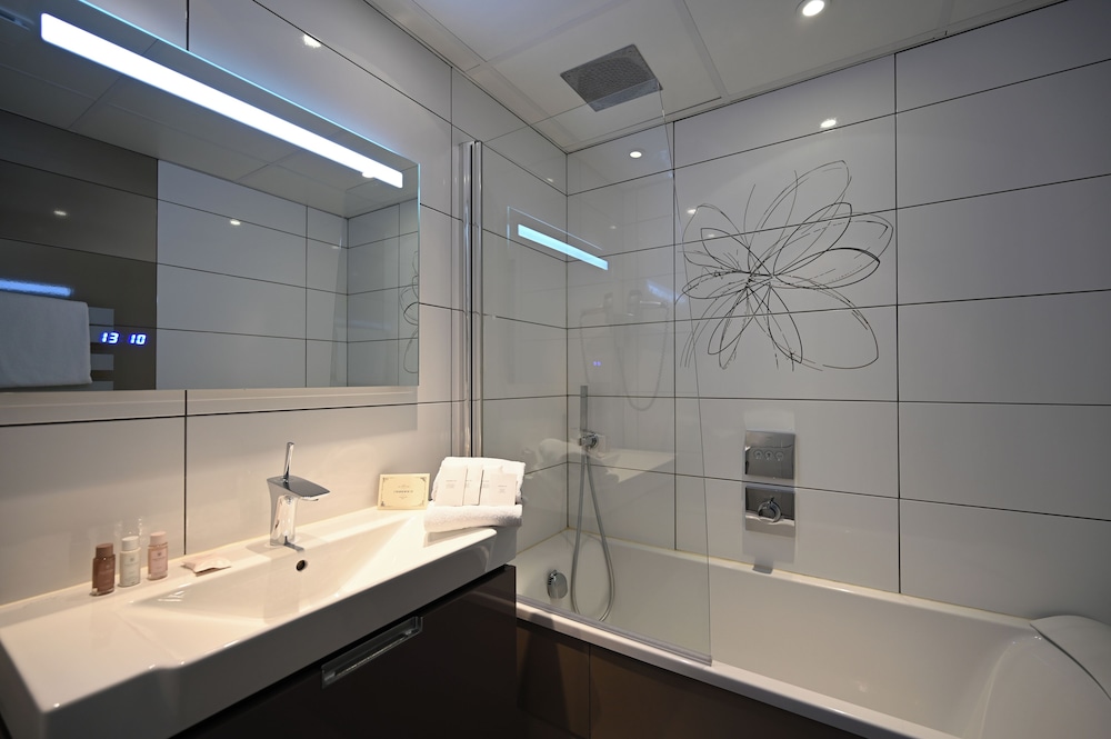 Double Room, Terrace, Sea View - Photo 4