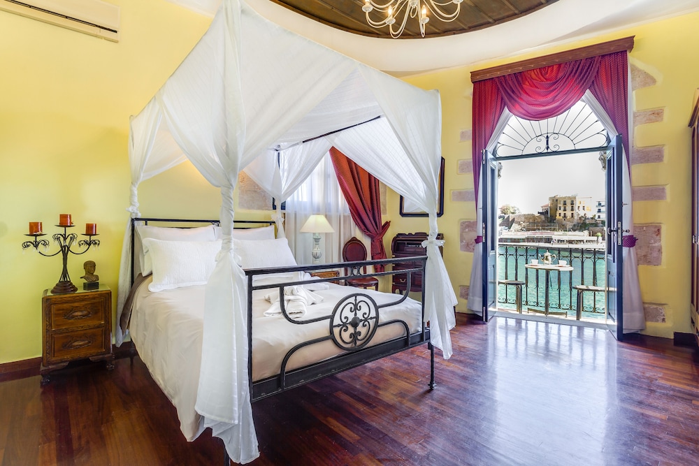 Double Room, Sea View (Oval) photo 2