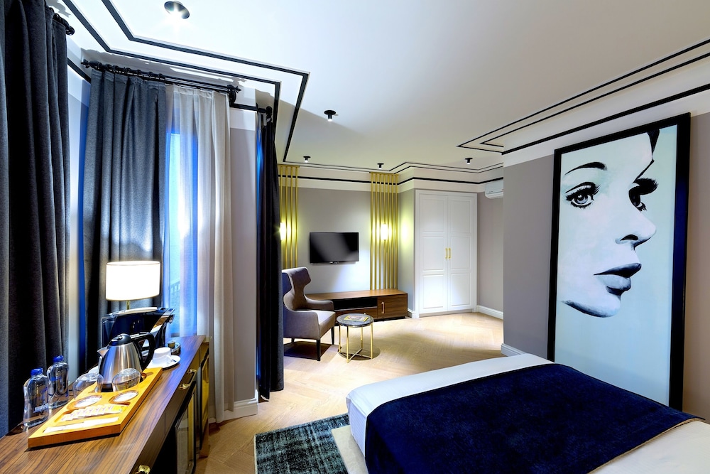 Deluxe Double Room photo 2