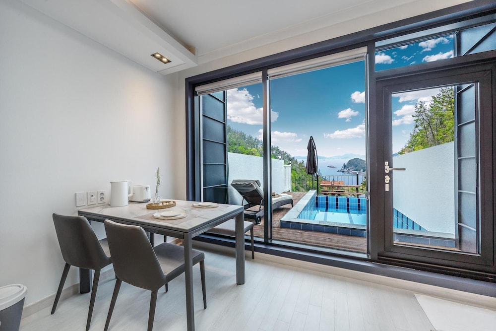 Basic Room, 1 Bedroom (poolvilla2) photo 2