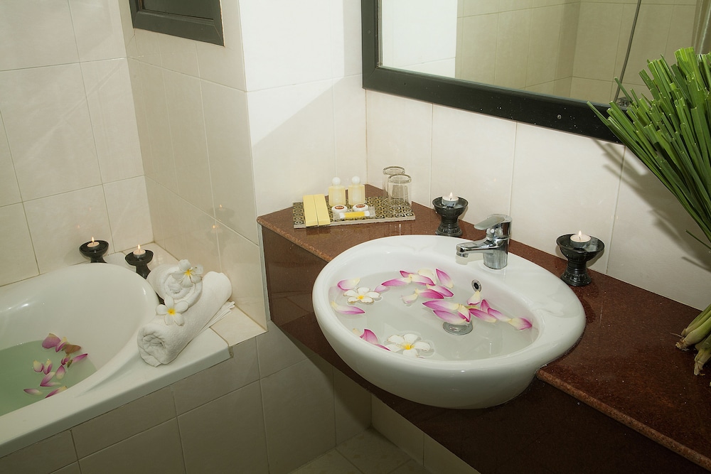 Superior Double or Twin Room - Photo 21