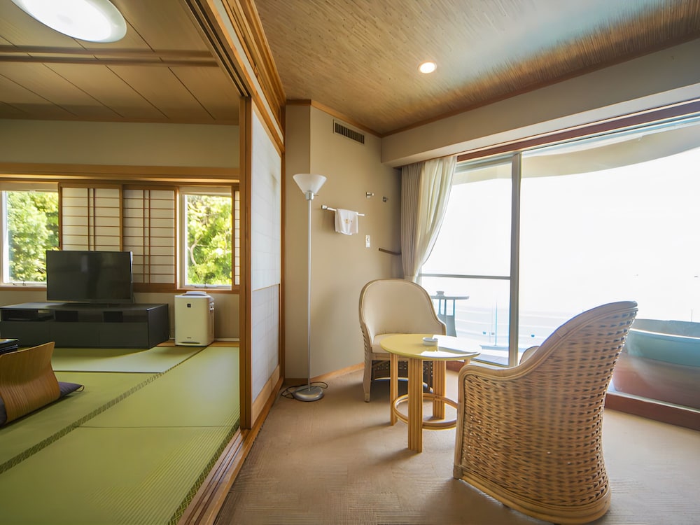 [Japanese style juinor suit] private terrace with open-air bath, Non-smoking photo 3