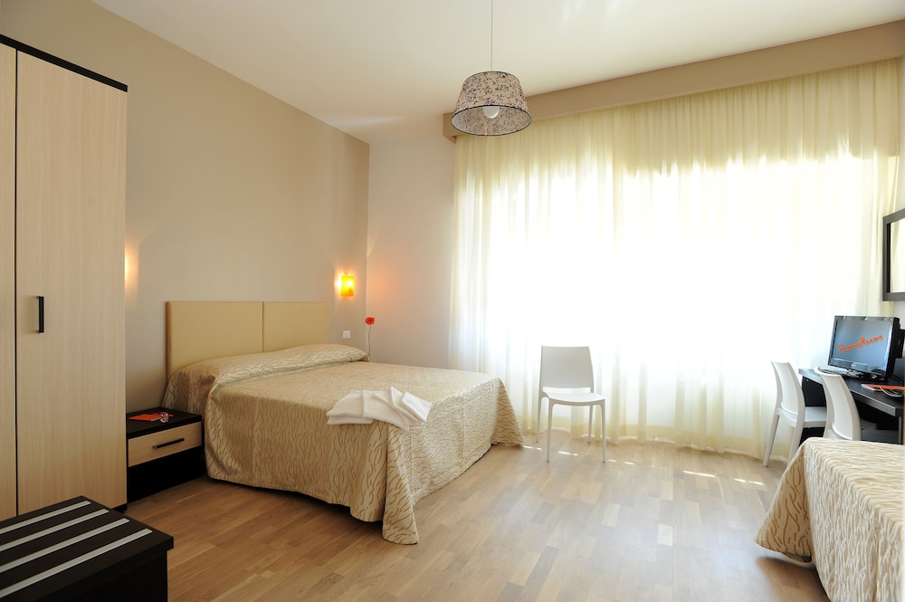 Triple Room photo 2
