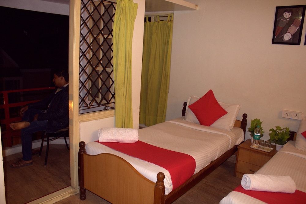 Deluxe Room - Photo 1