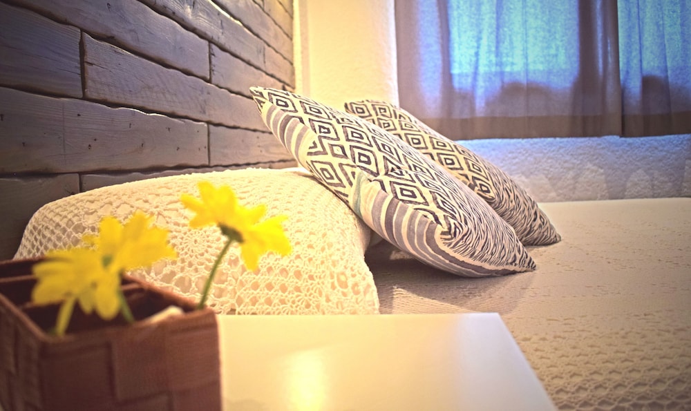 Studio with garden view