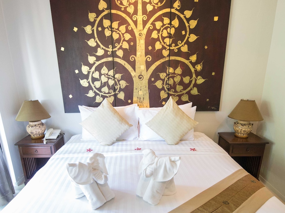 Suite (Tharaburi) photo 2
