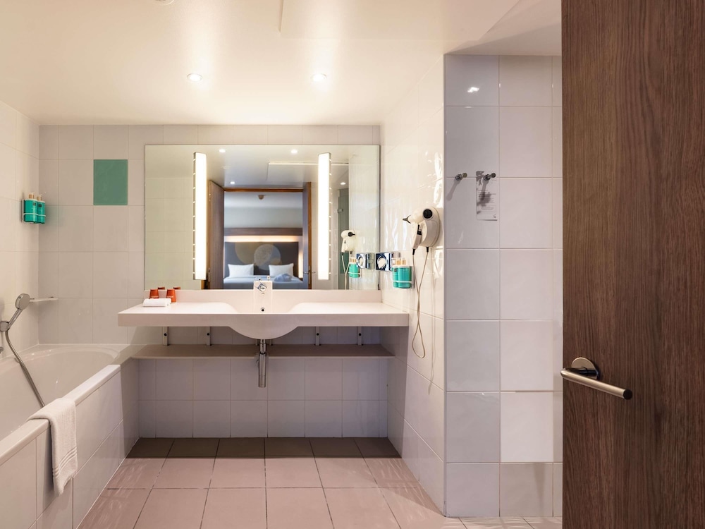 Suite, 1 King Bed