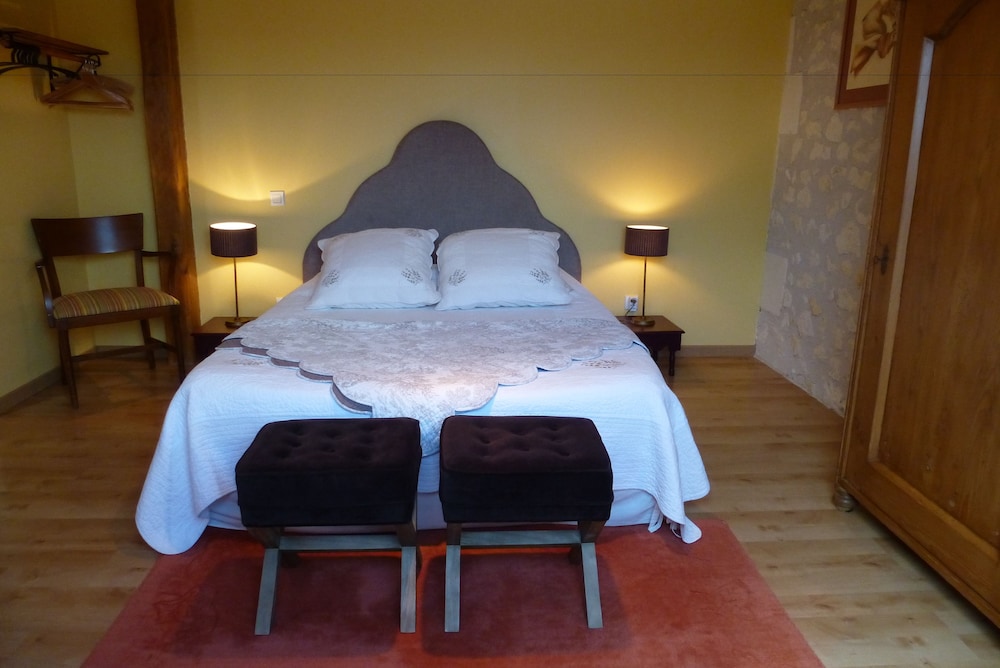 Family Triple Room (Yellow) photo 1