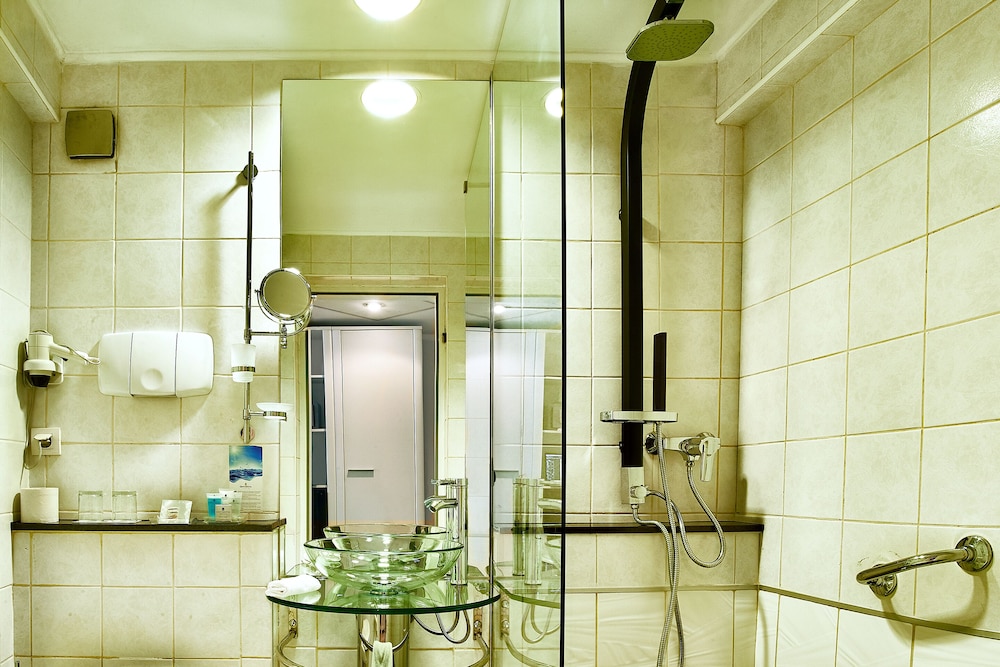 Family Suite - Photo 5