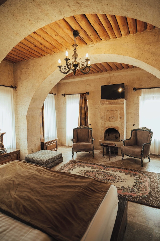 Standard Cave or Stone Room - Photo 21
