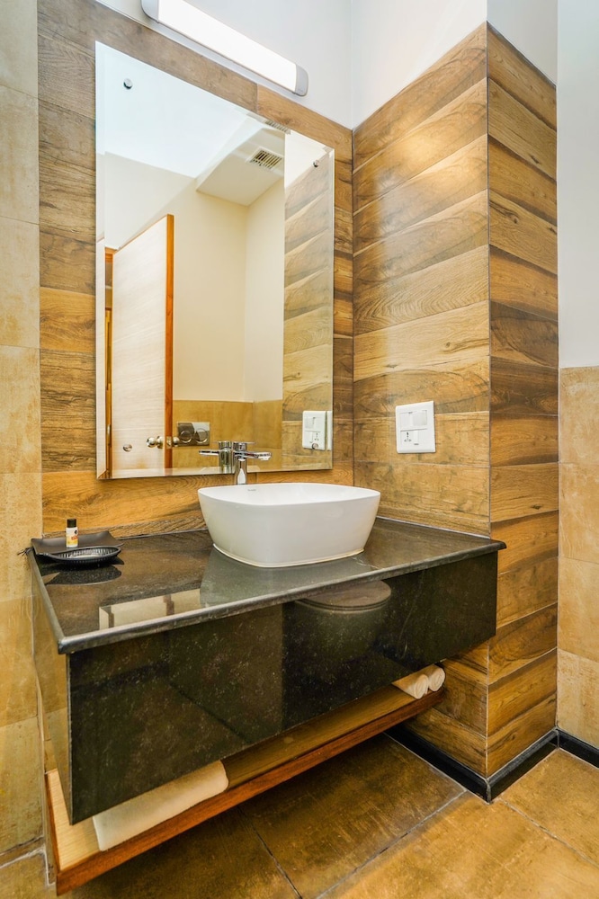 Premium Room - Photo 5