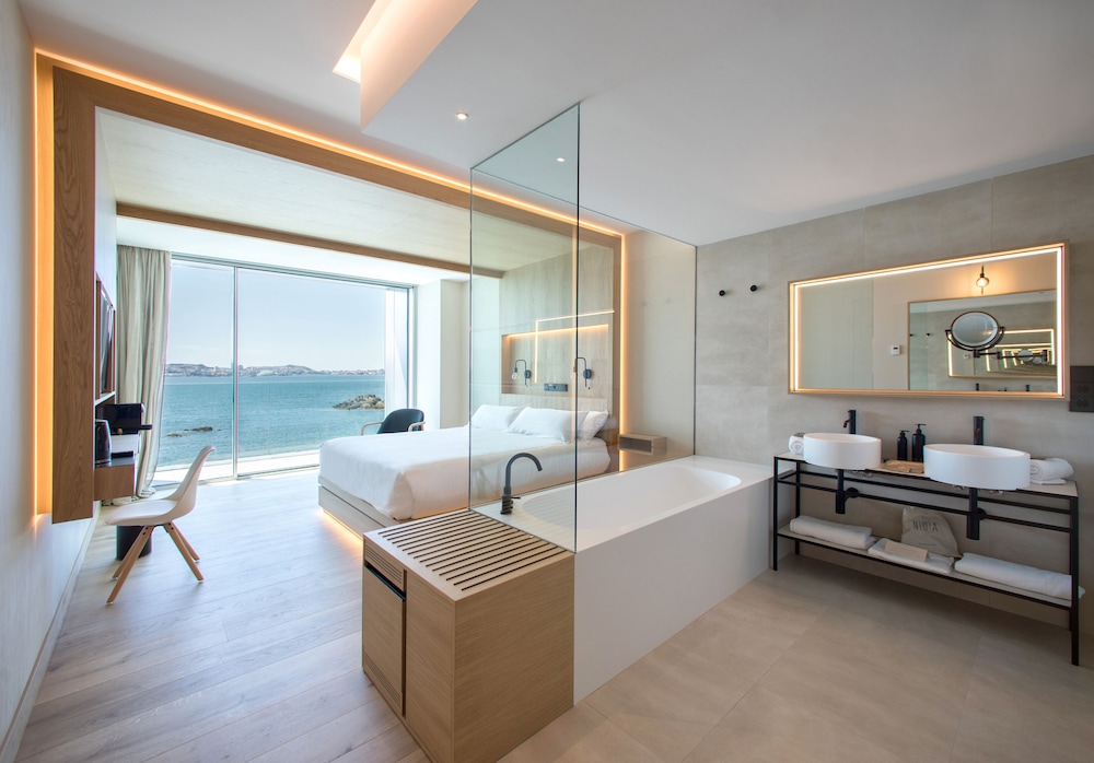 Superior Room - Photo 6