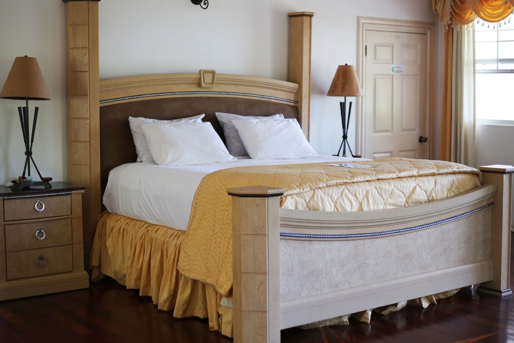 Luxury Double Room, 1 King Bed, Jetted Tub, Ocean View