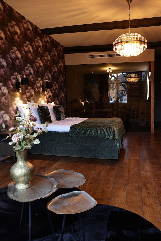 Luxury Studio Suite, City View photo 1