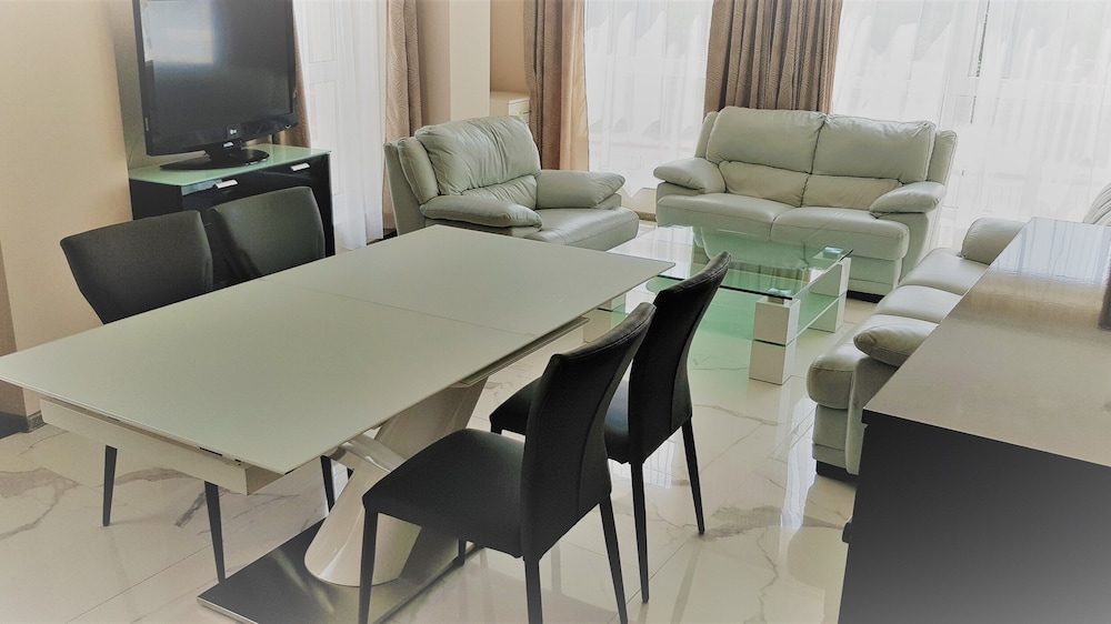 Deluxe Studio Suite photo 1