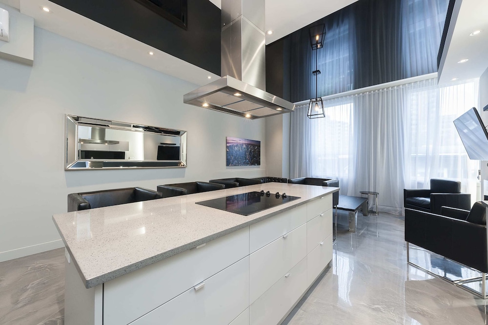 Suite, 2 Bedrooms (1304) thumbnail 6