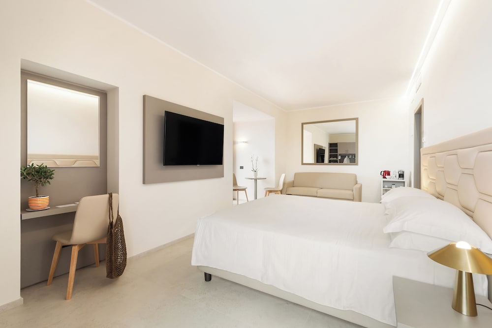 Deluxe Studio Suite photo 2