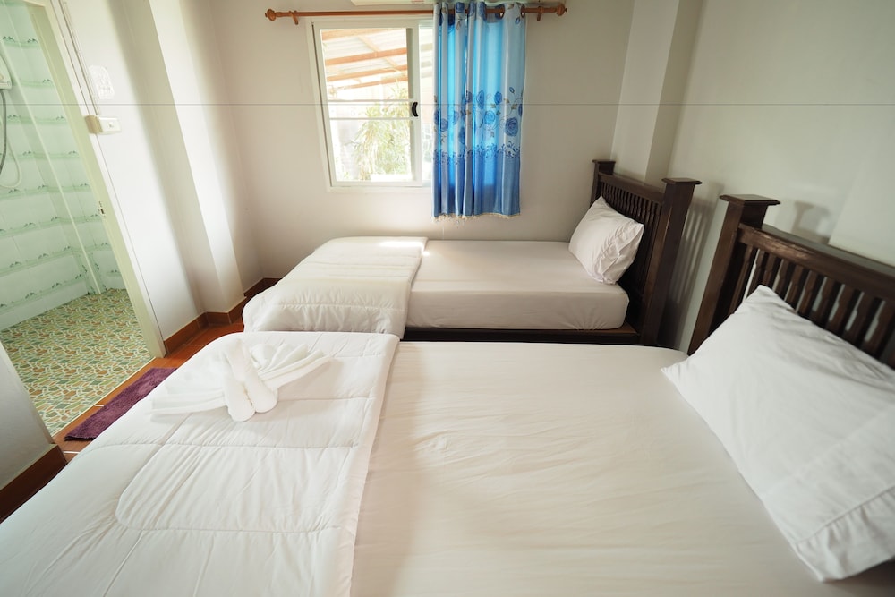 Standard Twin Room photo 1