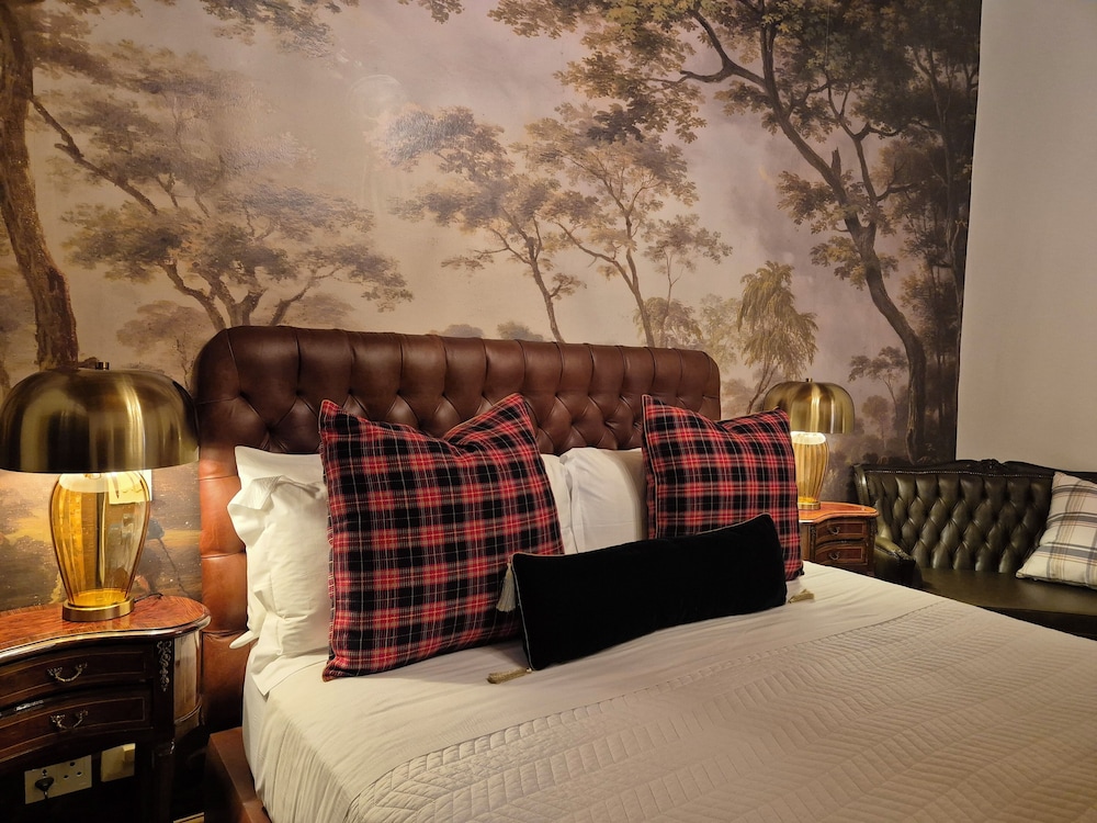 Manor House room 2 photo 2