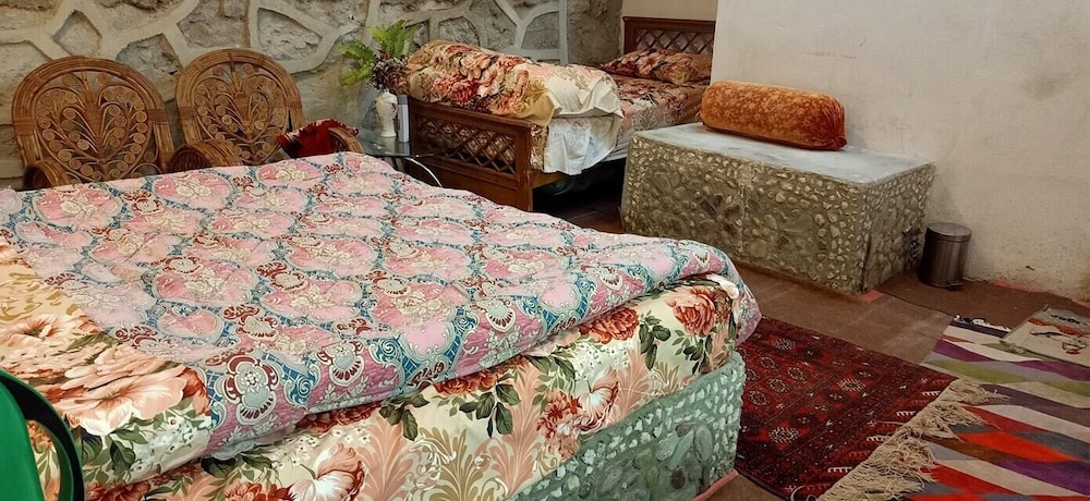 Deluxe Triple Room photo 2