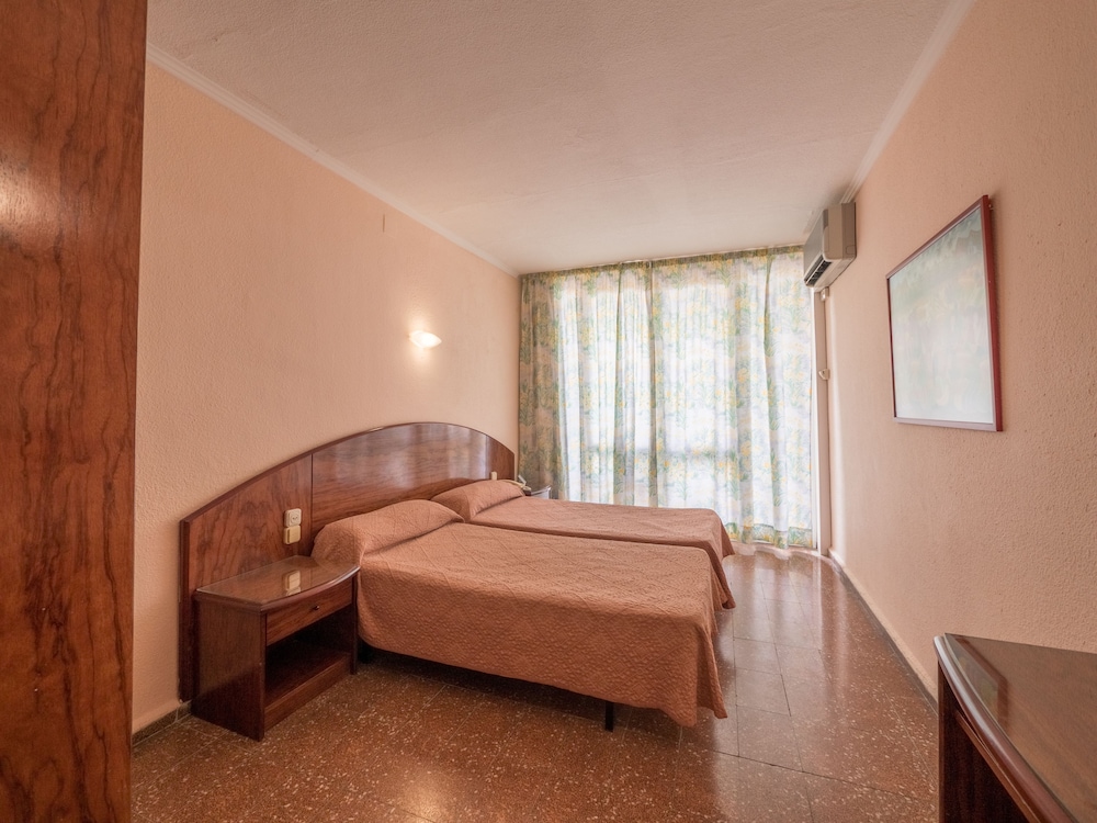 Standard Double Room Single Use