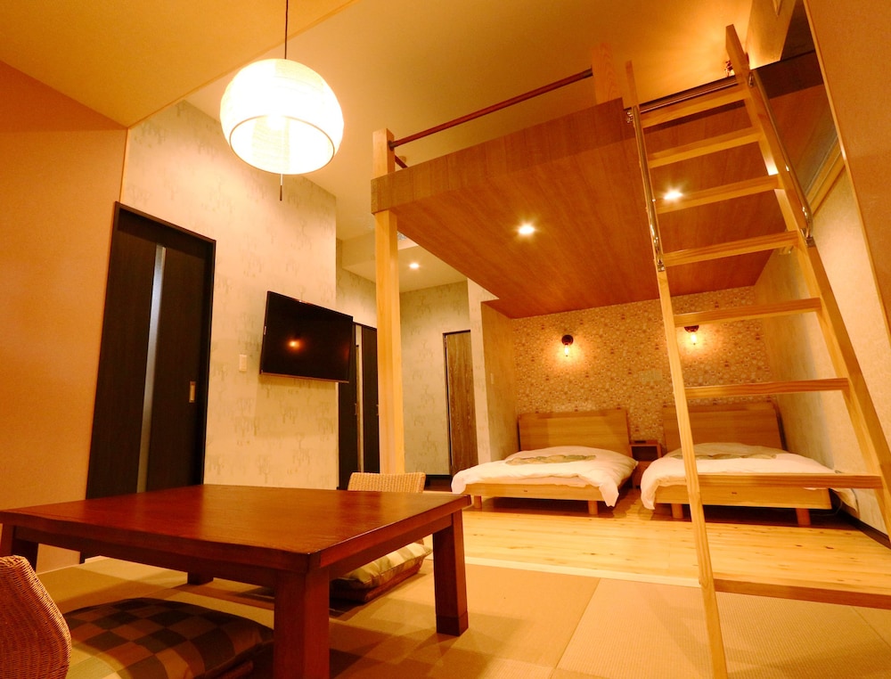 Family Room with Loft photo 1