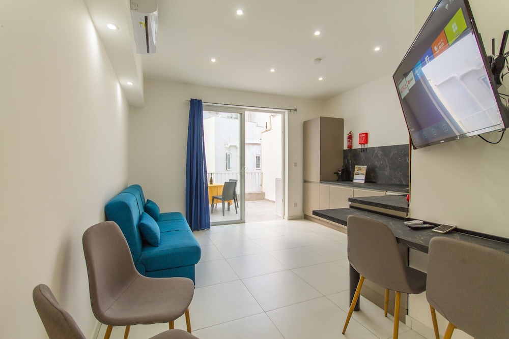Standard Apartment, 1 Bedroom (Central 1bdr Apt 50m By The Sea Gzira)