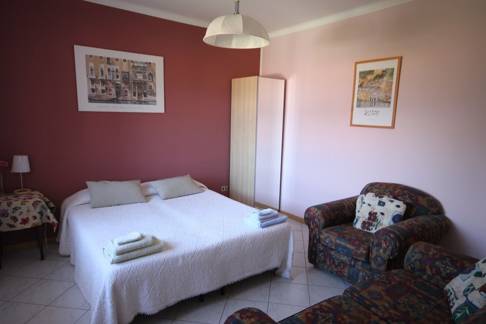 Family Room, 1 Bedroom, Lake View