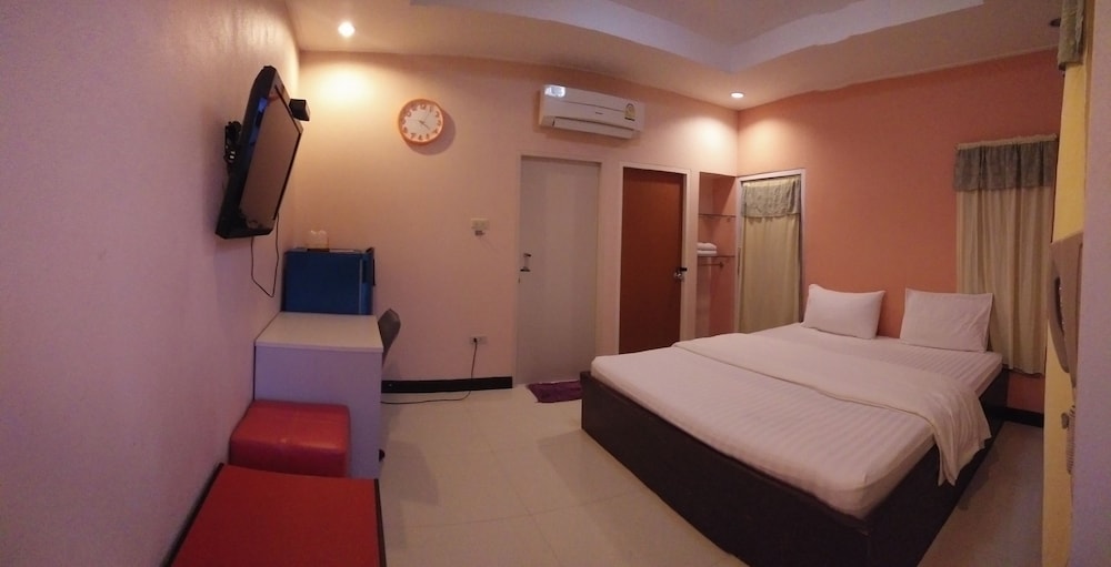 Standard Double Room photo 2