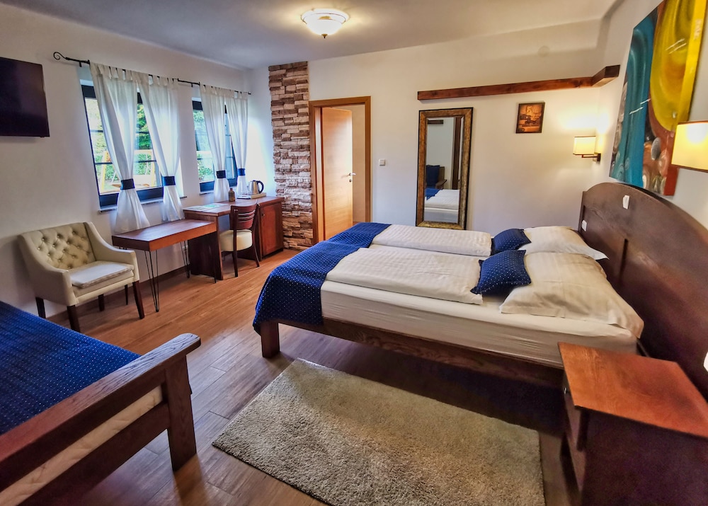Superior Triple Room, Garden View photo 1