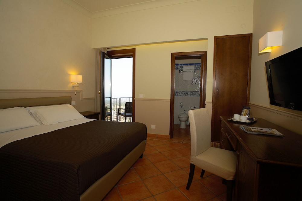 Double Room Single Use photo 2