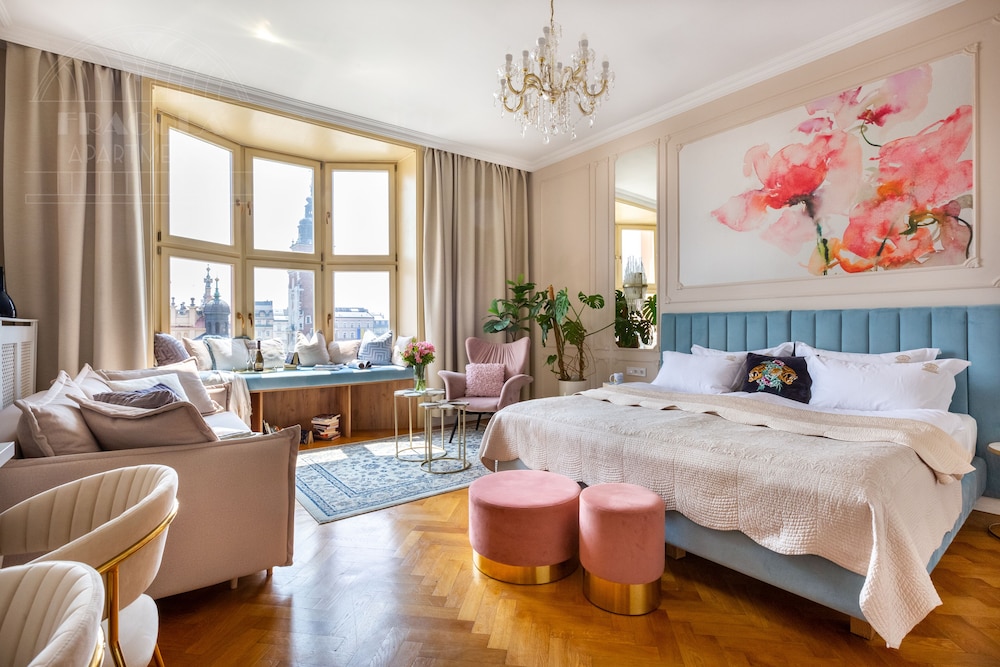 Premium Studio, 1 King Bed with Sofa bed, Kitchenette, City View photo 1