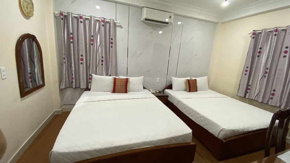 City Quadruple Room
