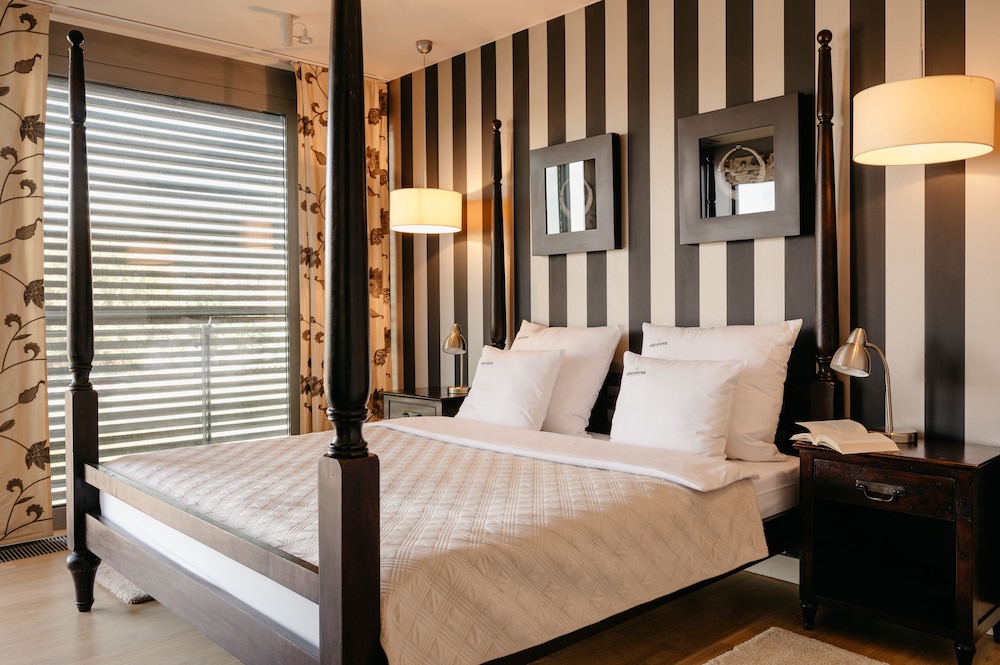 Deluxe Suite, 2 Bedrooms, River View photo 2