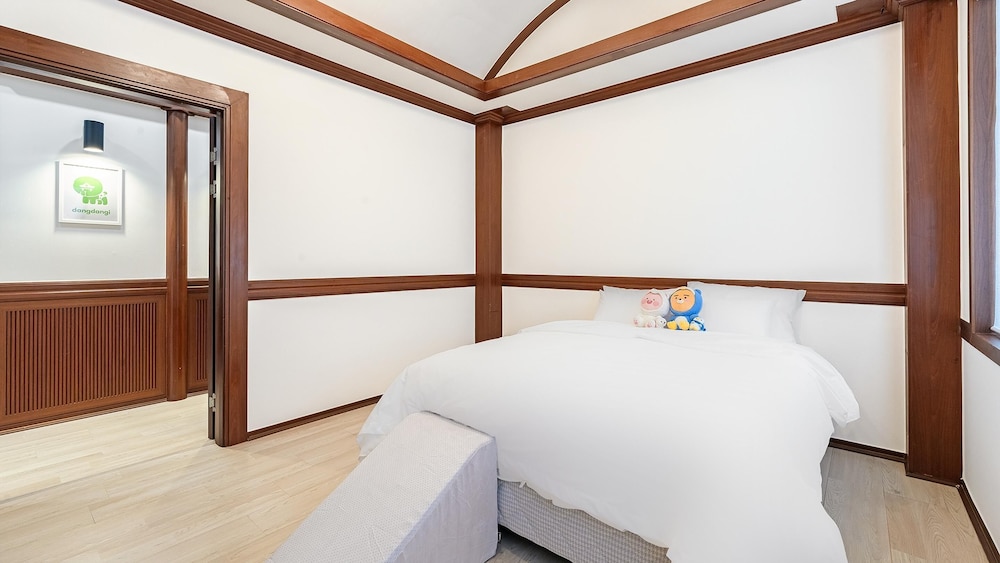 Basic Room, 1 Bedroom (Bichon) - Photo 10