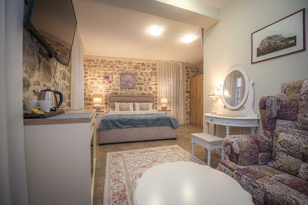 Deluxe Double Room, 1 King Bed