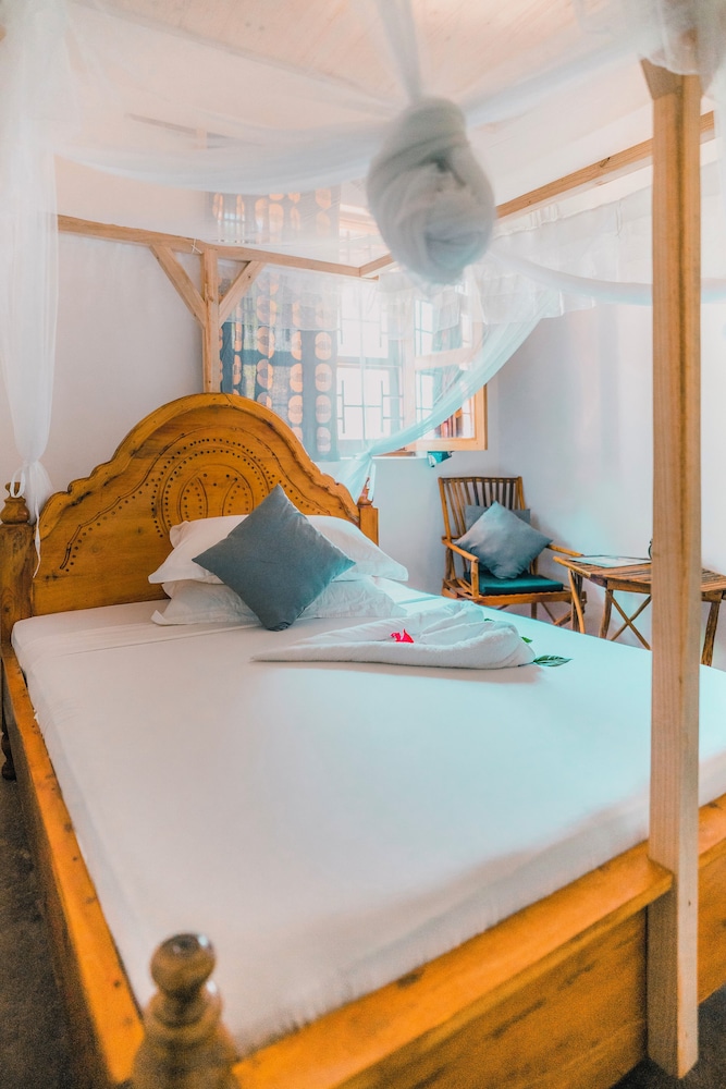 Standard Double Room, 1 Queen Bed photo 2