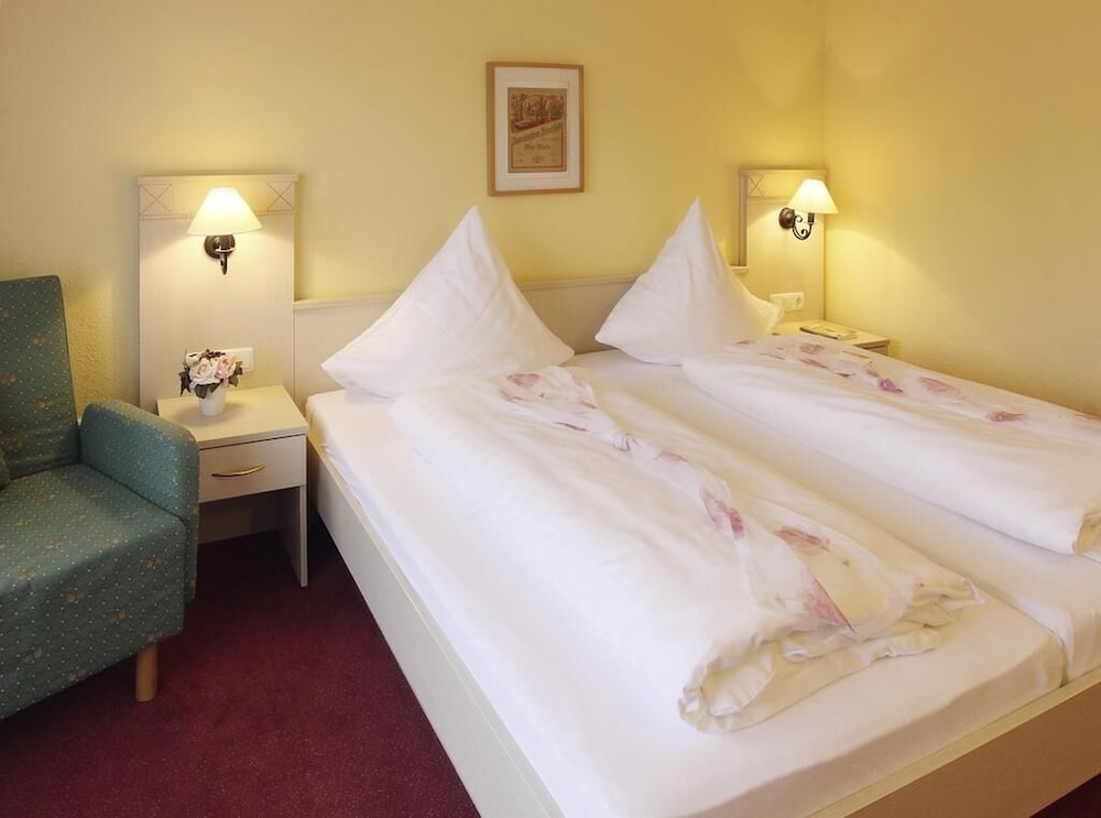 Double Room (Rosenzimmer) photo 1