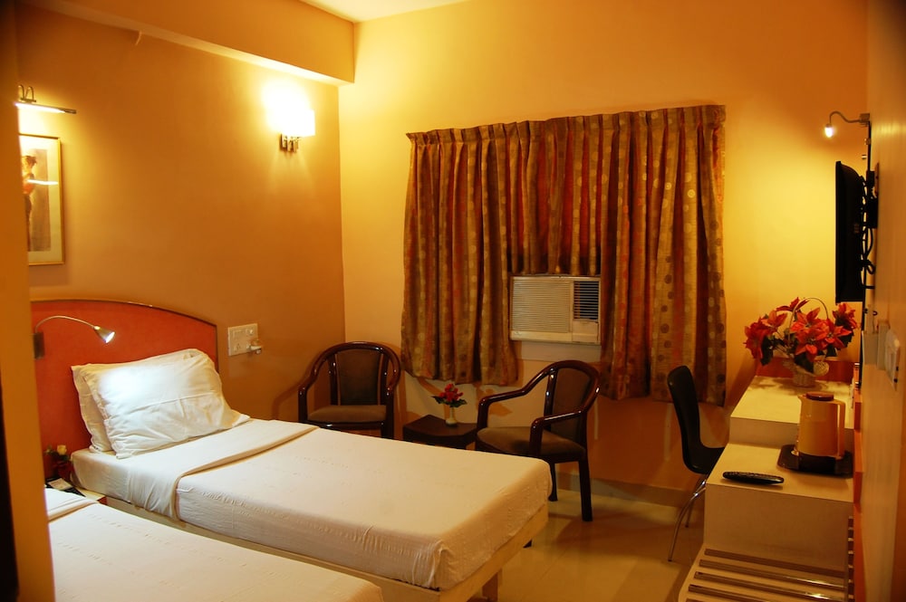 Executive AC Room photo 3