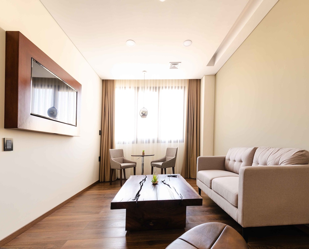 Mitru suite photo 3
