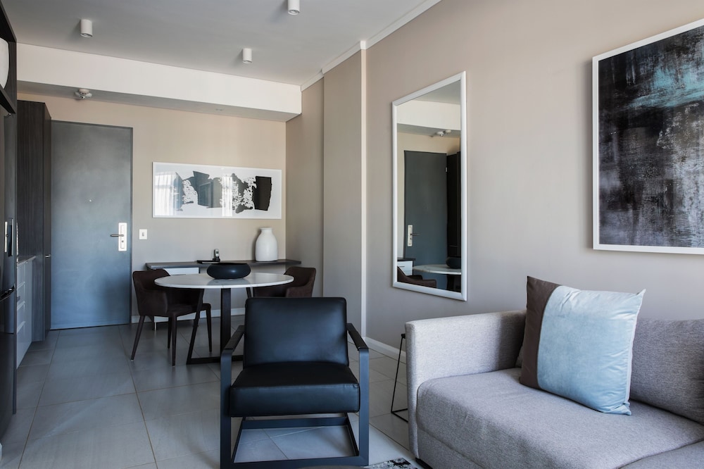 Apartment - Photo 11