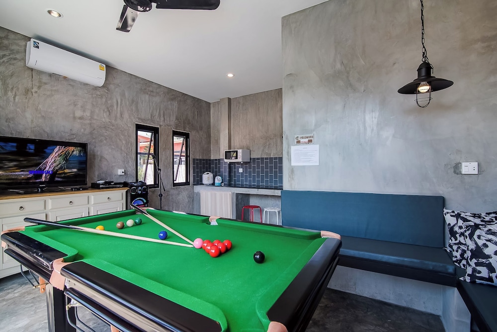 Four-Bedroom Villa - Photo 13