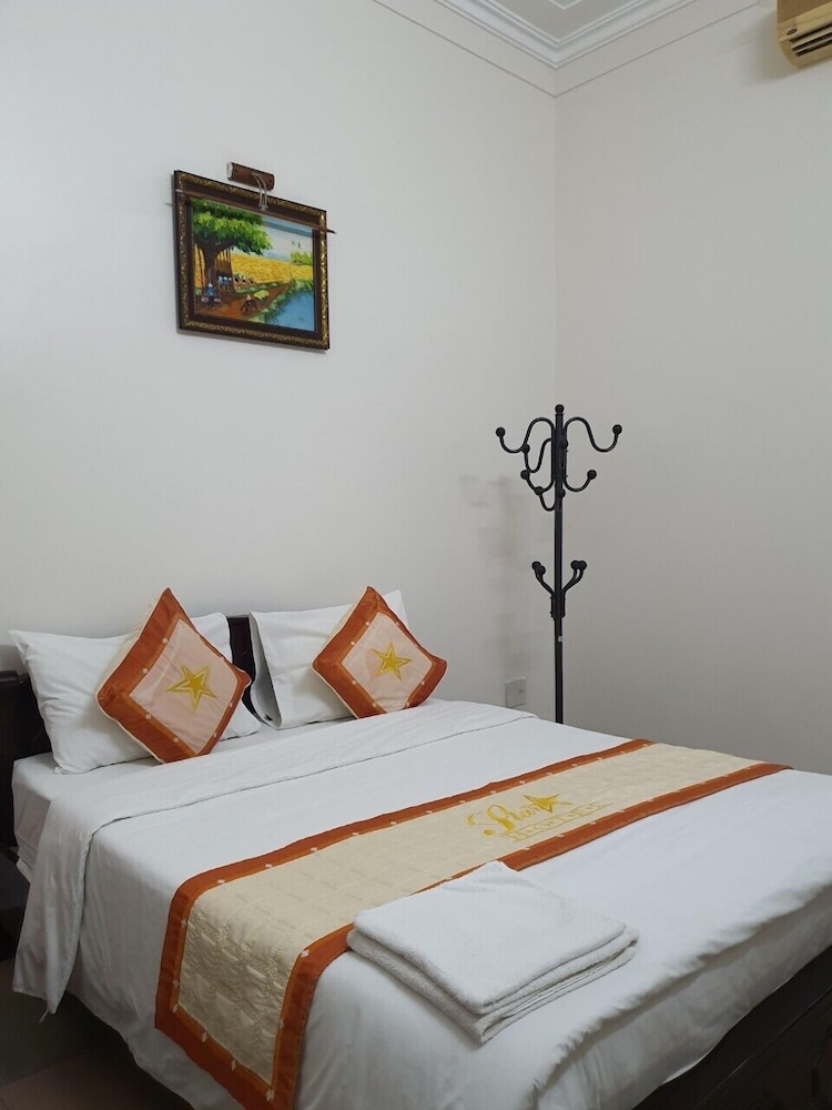 Standard Room photo 2