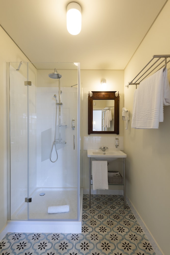 Standard Double Room (Village View) thumbnail 5