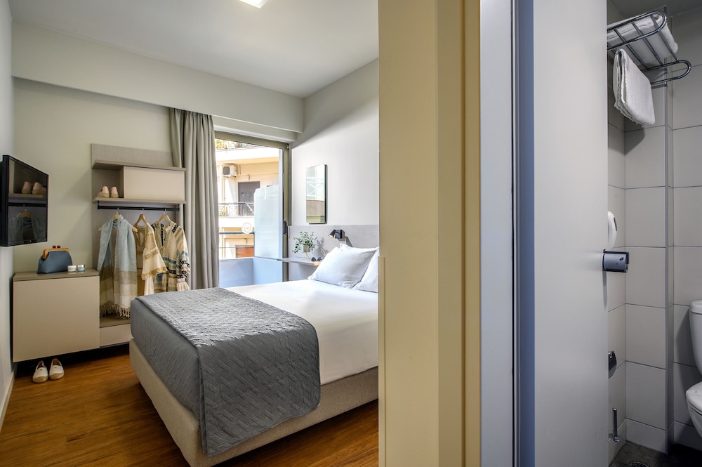 Single Room, City View
