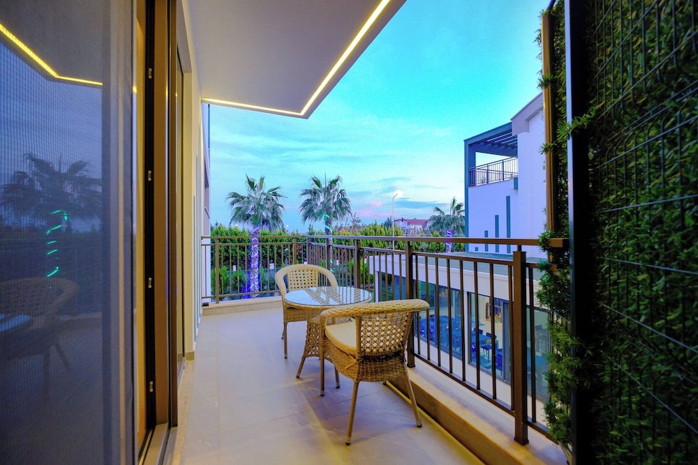 Standard Double Room - Photo 3