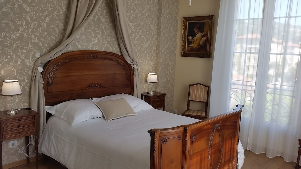 Superior Double Room, Ensuite, Hill View (Classique), photo 6