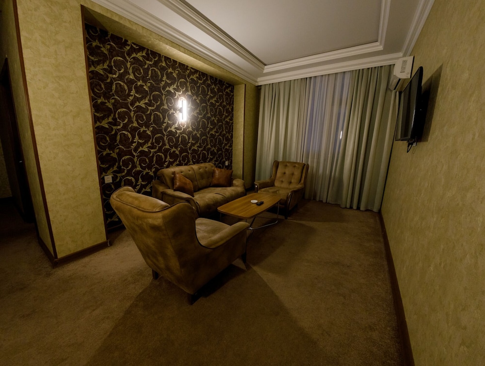 Junior Double Room